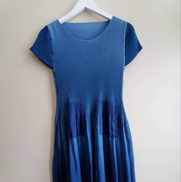One size fits all stretchy dress, blue very flowy airy summer dress - Picture 2 of 6
